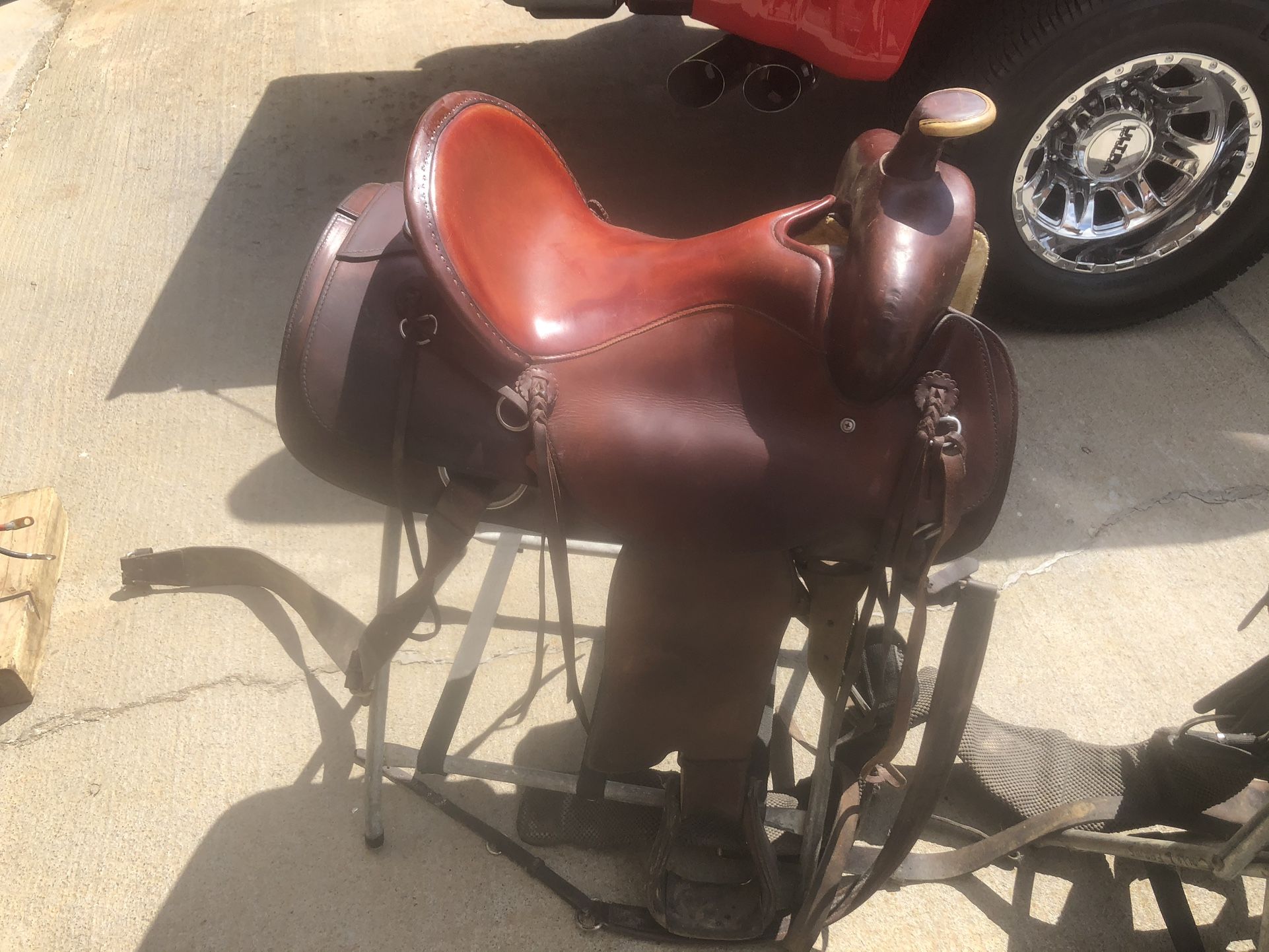 16” Men’s Circle Y Saddle