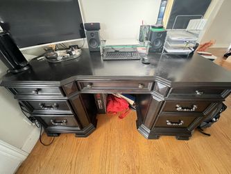 Executive Desk 