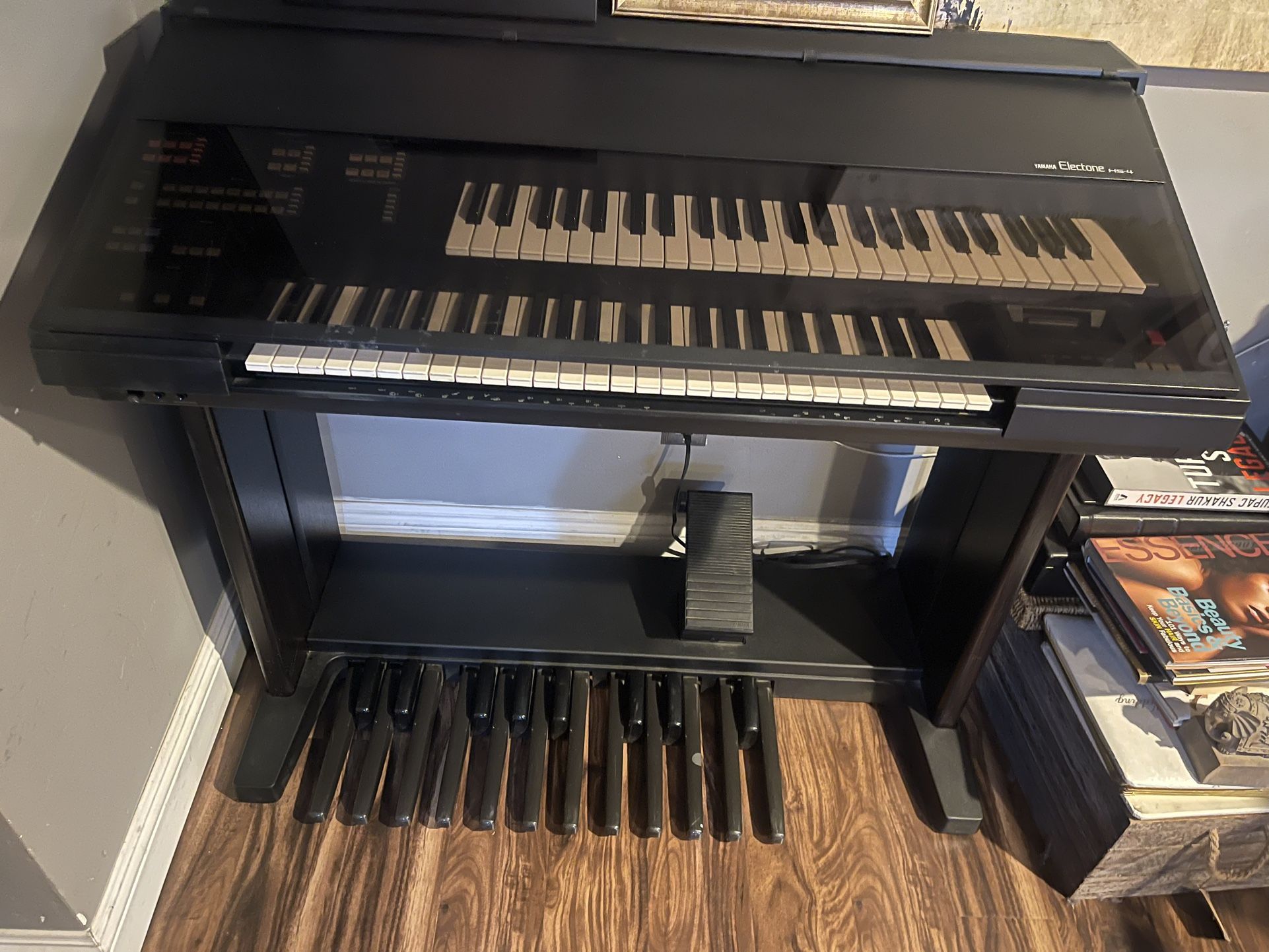 Yamaha Electone HS-4 Organ 