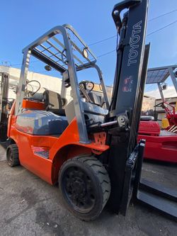 Perfect TOYOTA forklift for sale 5000 lb