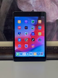 Apple iPad Mini 2nd Gen Black A1489 Tablet 7.9” iOS 12.5.8 16GB Storage - $19