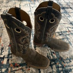 LAREDO BRAND NEW SIZE 11 Men boots 