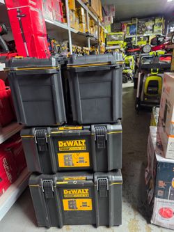 DEWALT ROLLING TOUGHSYSTEM 02 WITH DEEP COMPACT TOOL BOX SET NEW