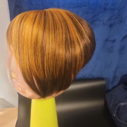 Short Synthetic  Hair  Wig 
