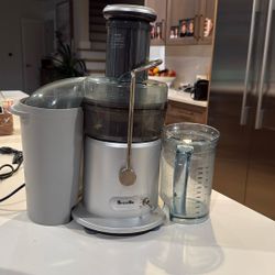 Breville Juicer 