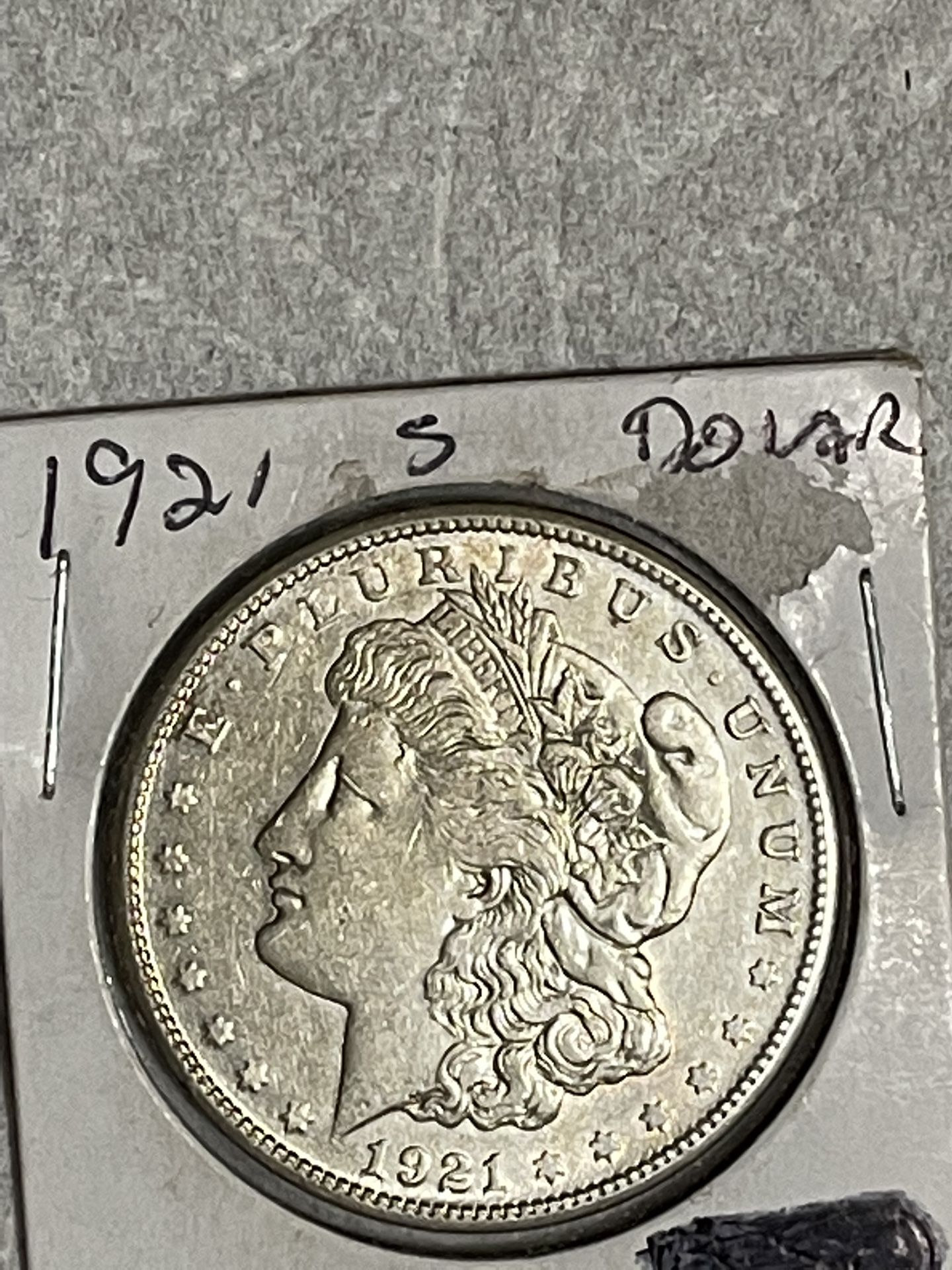1921 s Silver Morgan Dollar