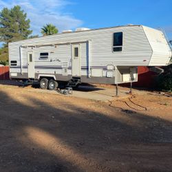 FOREST RIVER SIERRA SPORT F37