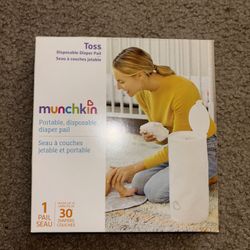 Munchkin Toss Portable Disposable Diaper Pail 