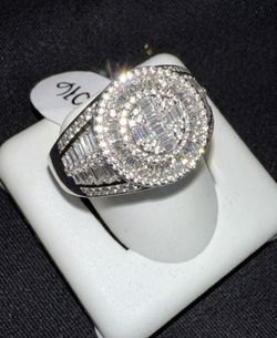Men’s moissanite silver ring