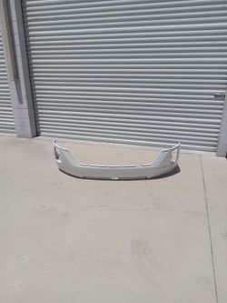 24 to 26  front bumper honda prolonged ( oem)