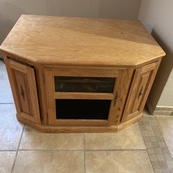 Oak Chest, Can Store Cd’s, Movies, Cassettes, Used As Tv Stand