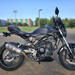 Very Nice 2019 Honda CB300R ABS