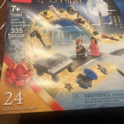 LEGO Harry Potter Harry Potter Advent Calendar 75981 Retired