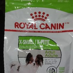 Small Breed Adult Dog Food