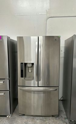 LG 3-Door French Door Fridge, Stainless Steel, Excellent Condition, Ice & Water Dispenser