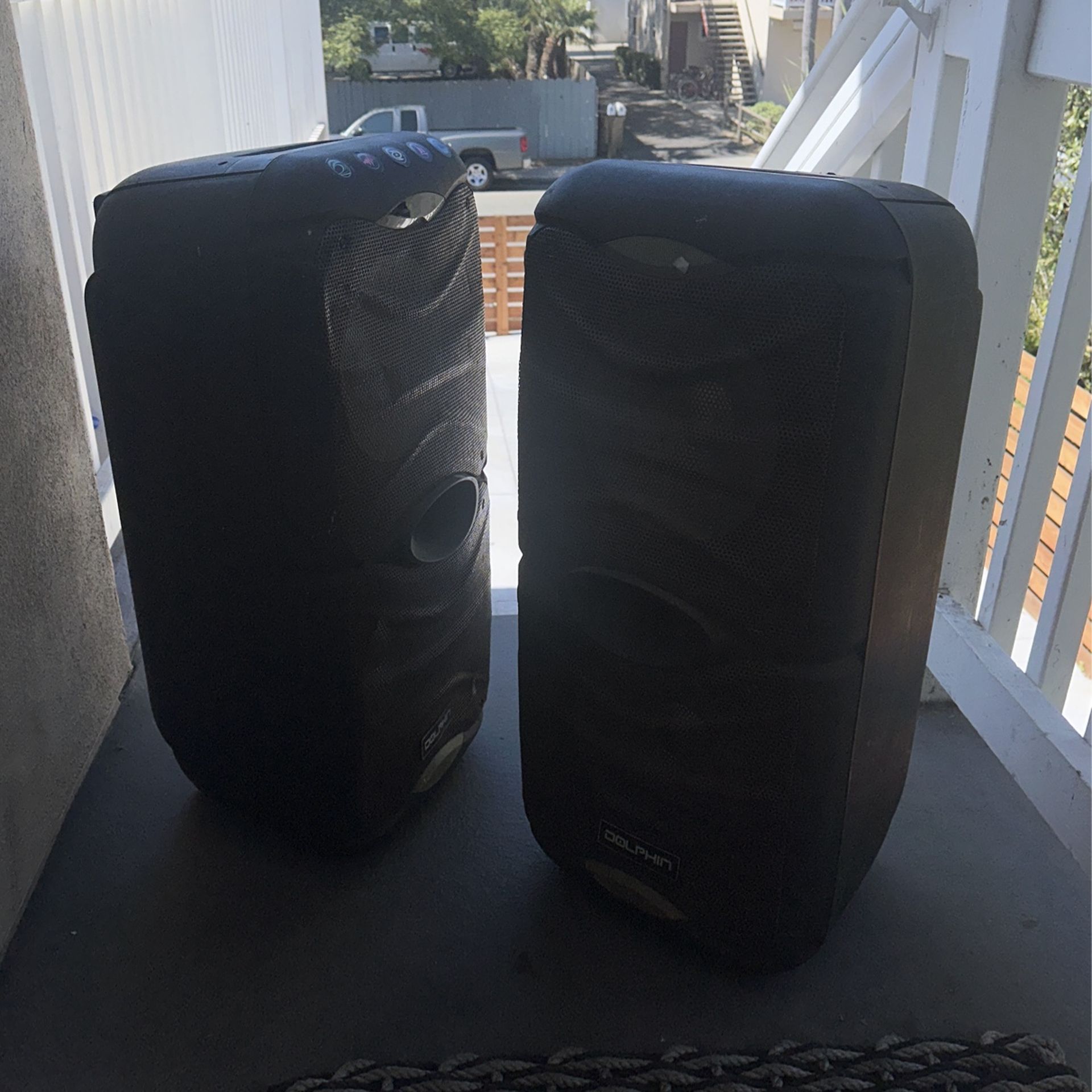 Dolphin Speakers