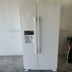 25 Cu Ft Amana Side X Side/White