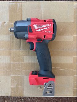 Milwaukee M18 Fuel Mid Torque Impact 1/2 inch