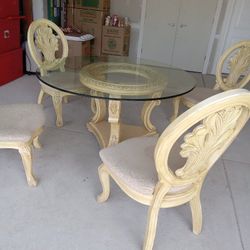 Dinning Room / Kitchen Table