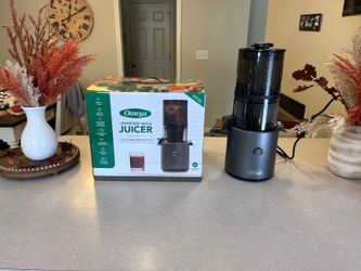 Omega Effortless Batch Juicer