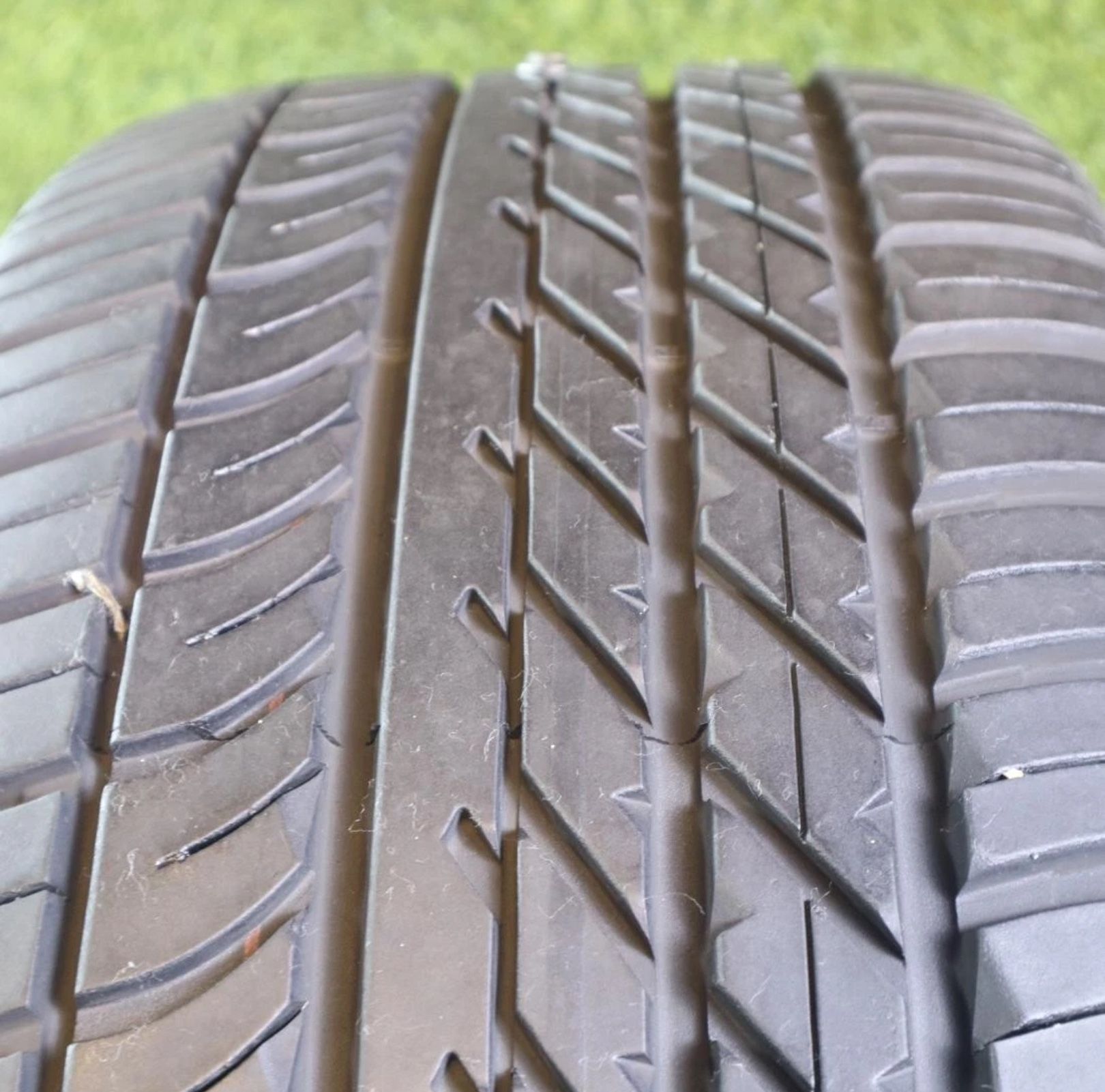 235 50 20 Goodyear Eagle AT Asymmetric SUV 4x4 90% Tread 10/32 104W SKU 27041 Road Force Balancing