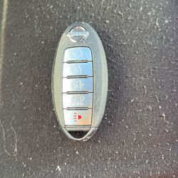 Nissan Rouge Key Fob