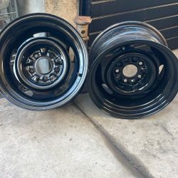 Corvette Wheels In Good Condition 15x8  Pattern 5x4.75 For Sale 