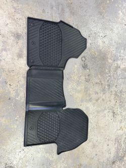 GENUINE MERCEDES BENZ SPRINTER RUBBER FLOOR MAT