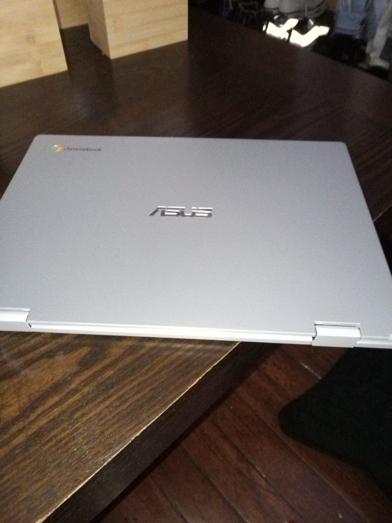 Intel Asus Chromebook 25