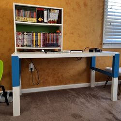 Kid Height Adjustable Desk With Bookshelf 