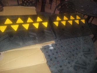 Vevor 2 rubber ramps .kramp 5 in high