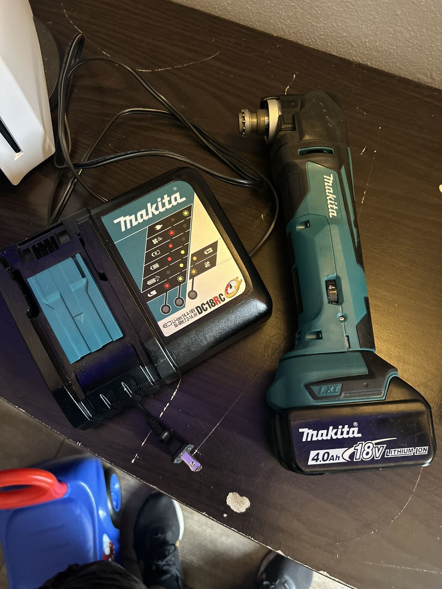 Makita Let