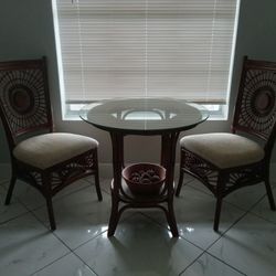 Dinette/Kitchenette Table And 2 Chairs