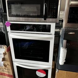 New White Double Oven. 