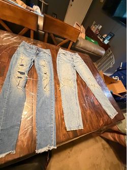 2 pair size 00 American eagle womens jeans