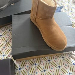 Chestnut Uggs