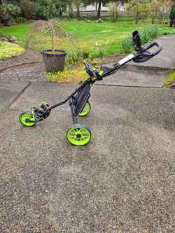 CaddyLite 11.5 V3 golf cart.