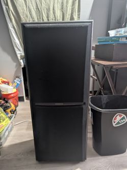 Kenwood Floor Standing Speaker