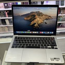 Apple MacBook Pro 13’ i5 16GB 512gb 
