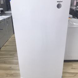 Whirlpool 16 Cu Ft Upright Freezer In White 