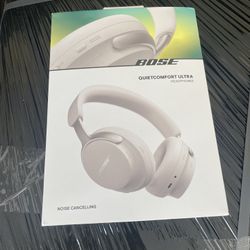 Bose QuietComfort Ultra Wireless Noise Over The Ear Headphones White ( Brand New )