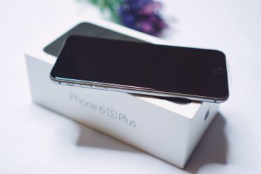 IPHONE 6S+ PLUS 64GB AT&T CRICKET