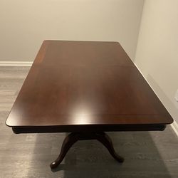 Solid Real Wood Extendable Dining Table With External Leaf