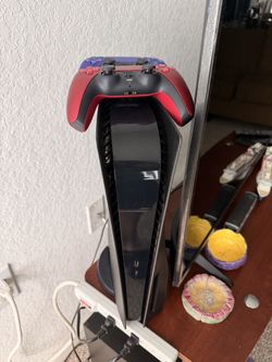 PS5 2TB w/ 2 wireless controllers & (3) games