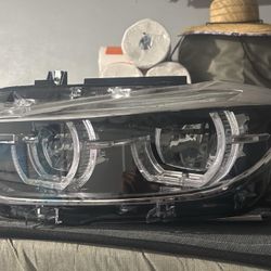 F30 LCI Headlights Pair