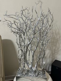 Grey Tree Decoration (lights up with batteries)