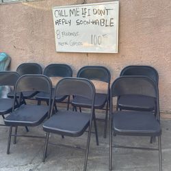 8 Foldable Chairs