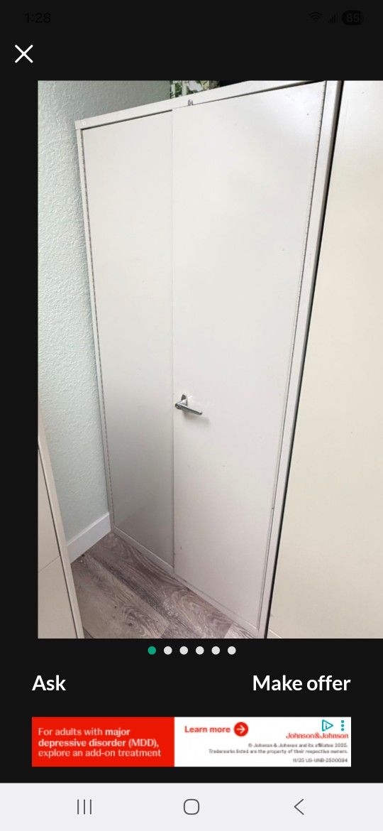 Metal Storage Cabinet With 2Keys Adjustable Shelves