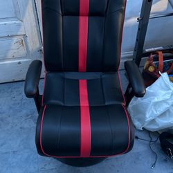 Gaming Chair With Built In Speaker Bought For 230