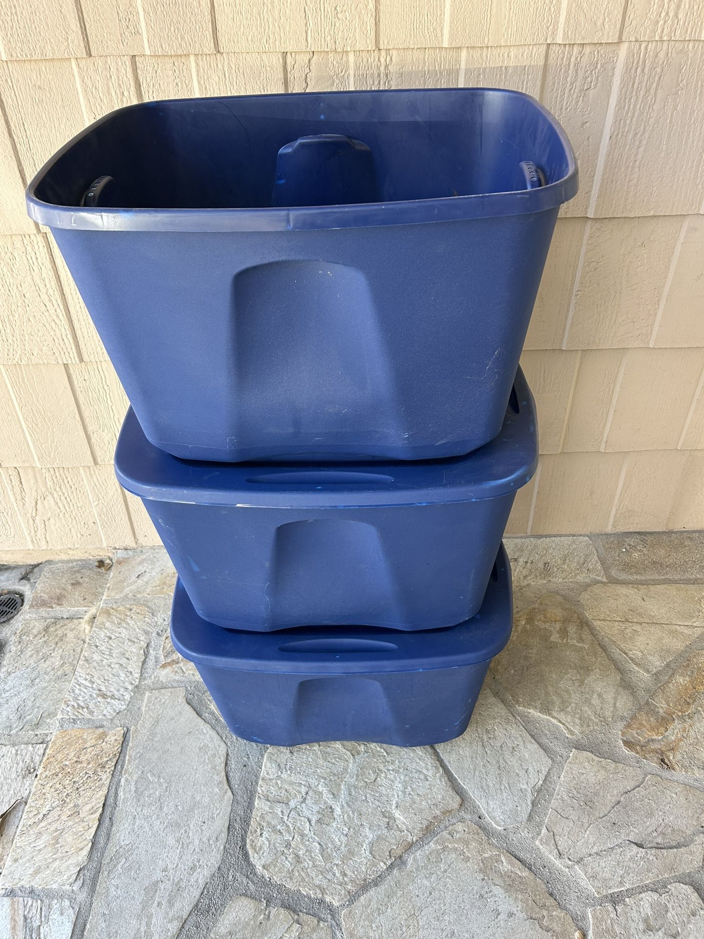 (3) Plastic Storage Totes 18 Gallon 23.5"x17.5"x15.5"